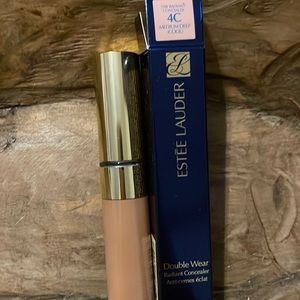 Estée Lauder double wear radiant concealer